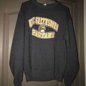 Like new UNC Greensboro crew neck